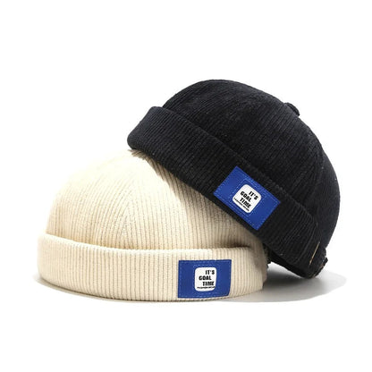 Short wool beanie